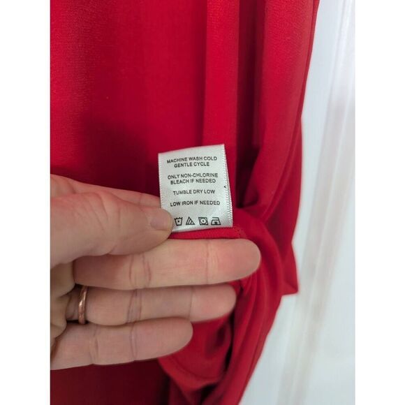 John‎ Mark Asymmetrical Blouse women's size Large red short sleeve tunic - Picture 5 of 6